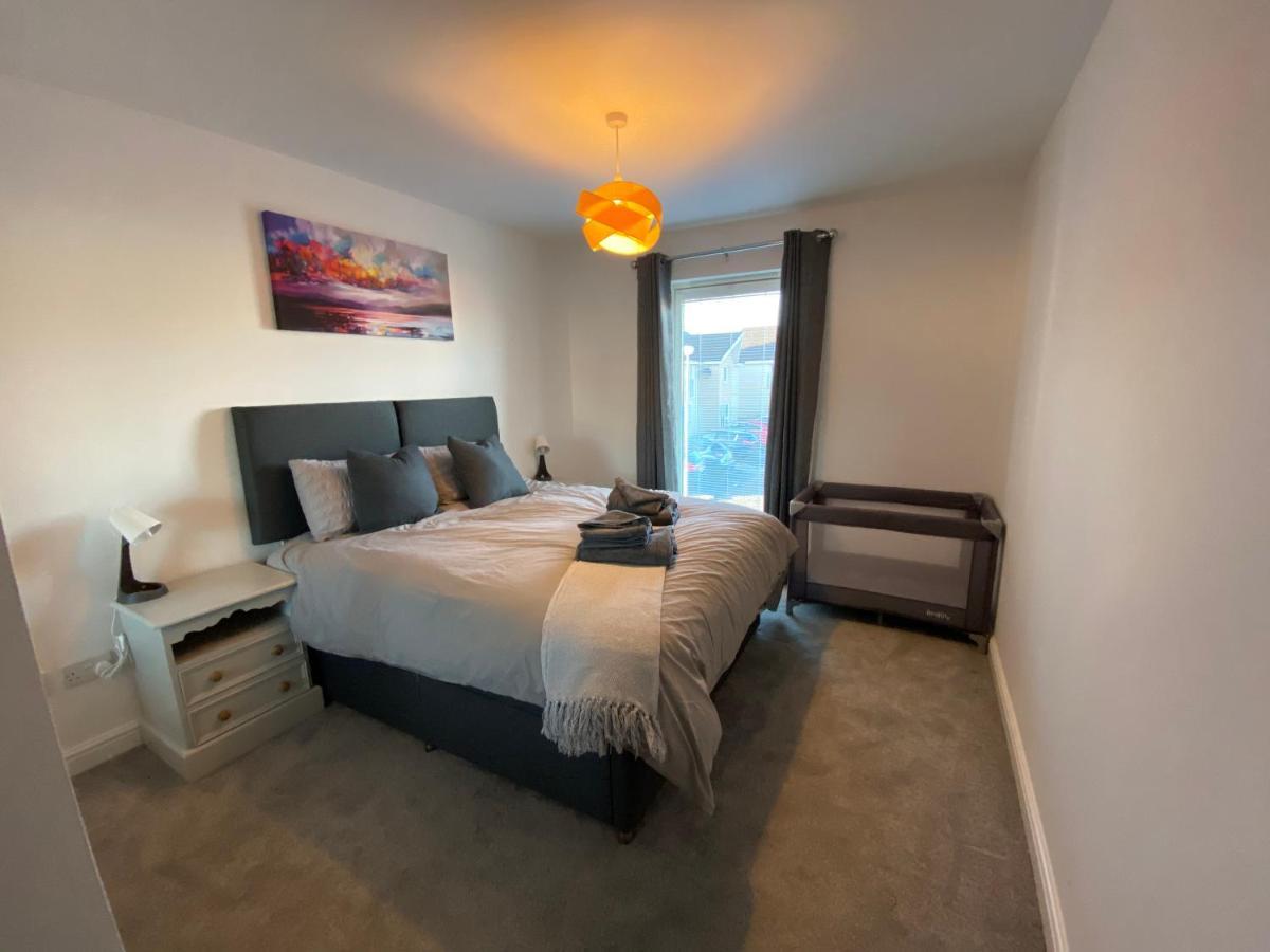 The Duplex Nairn- Spacious 3 Bedroom With Sunny Balcony מראה חיצוני תמונה