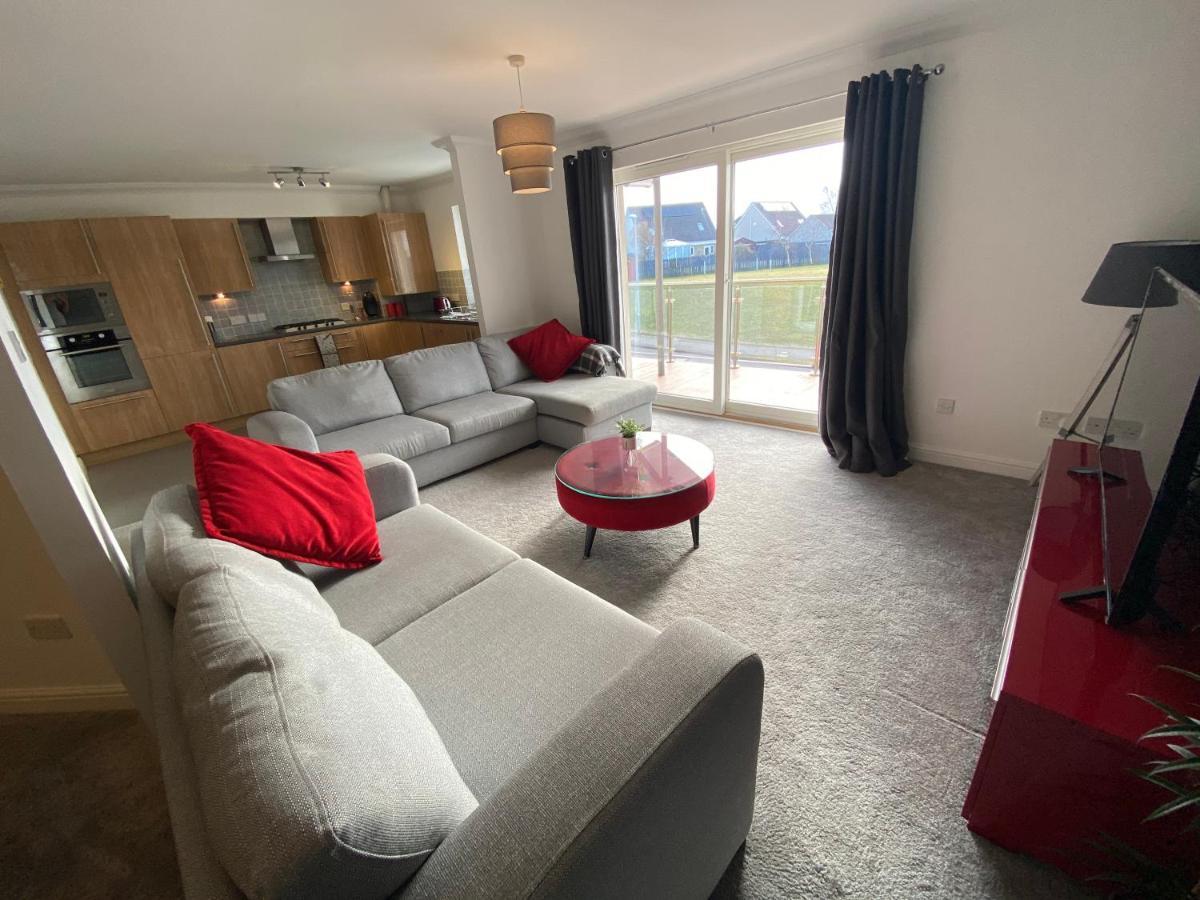 The Duplex Nairn- Spacious 3 Bedroom With Sunny Balcony מראה חיצוני תמונה