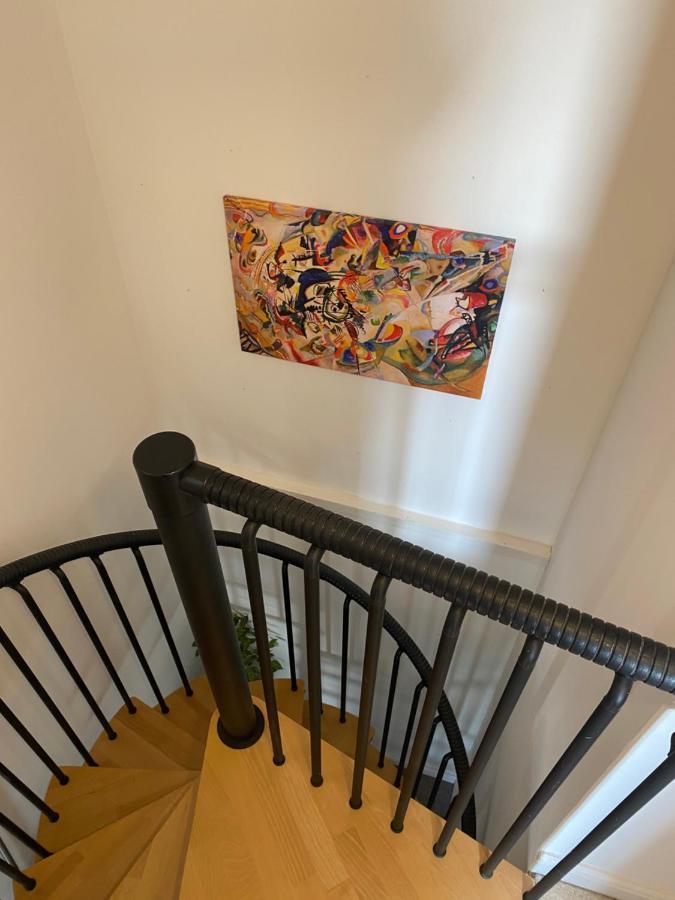 The Duplex Nairn- Spacious 3 Bedroom With Sunny Balcony מראה חיצוני תמונה