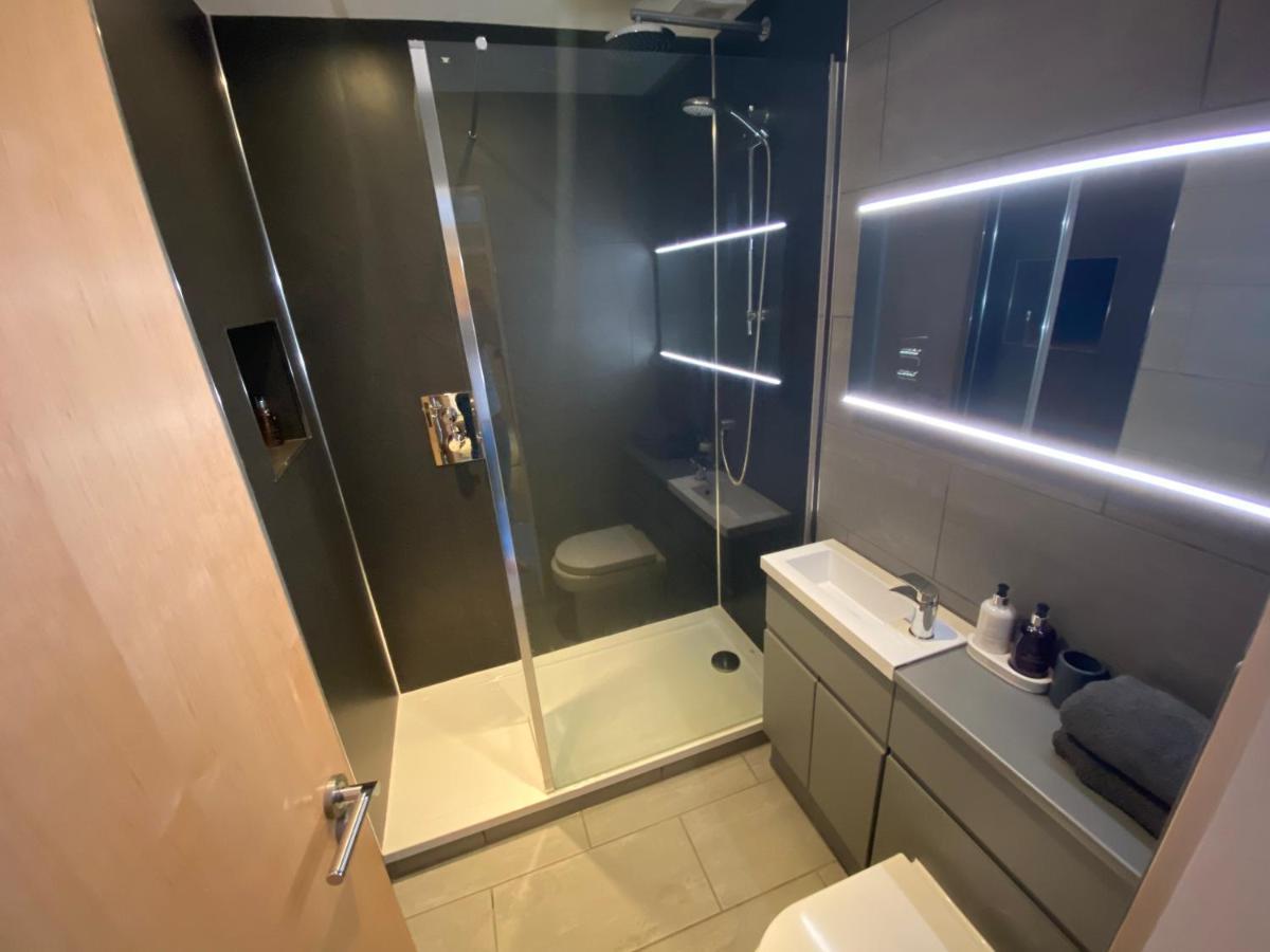 The Duplex Nairn- Spacious 3 Bedroom With Sunny Balcony מראה חיצוני תמונה